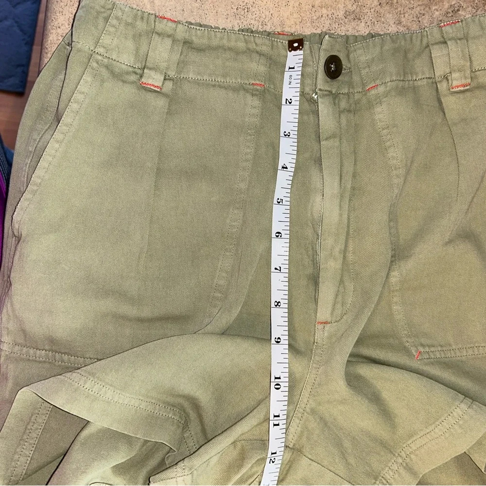 Ellor shorts - light green 100% cotton twill casual walking shorts - Picture 9 of 10